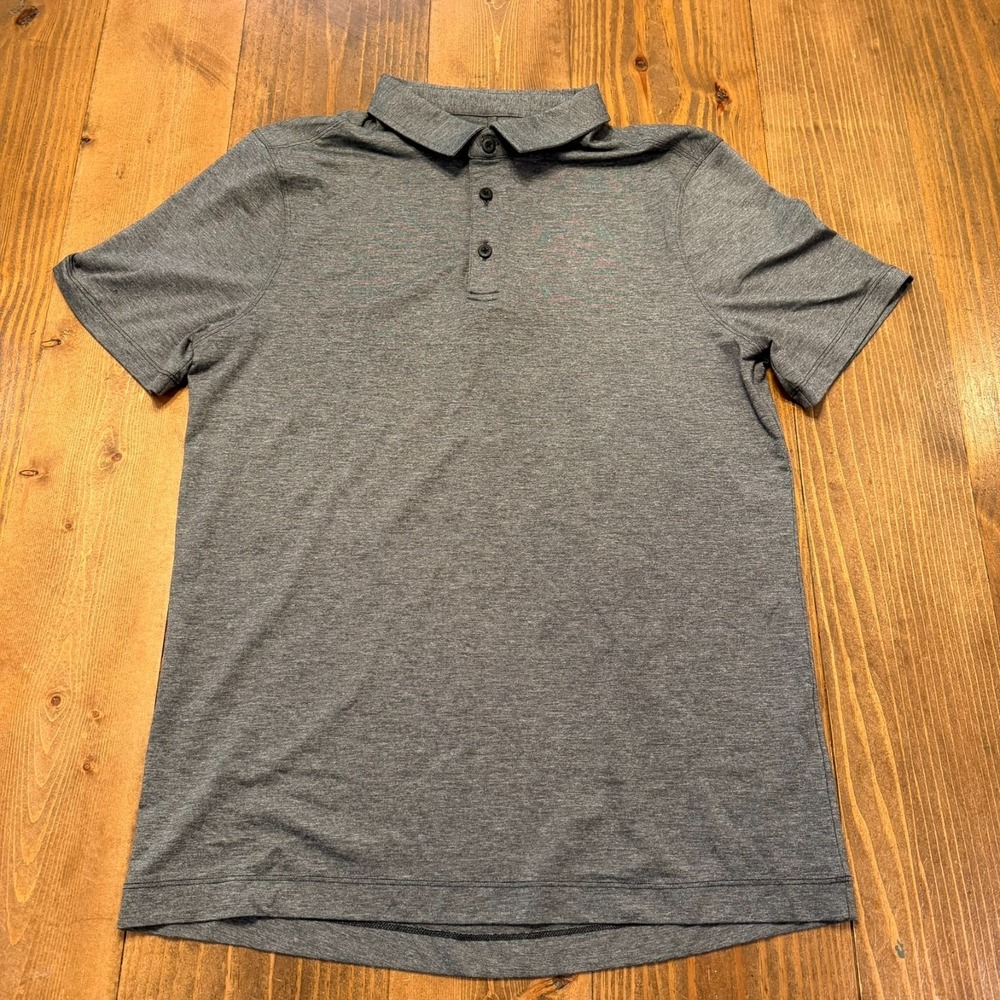 Lululemon Men Medium Evolution Gray Short Sleeve Stretch Polo‎ Golf Shirt